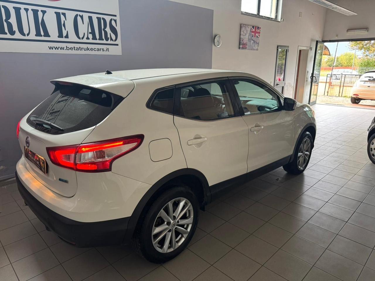 Nissan Qashqai 1.5 dCi N-Vision