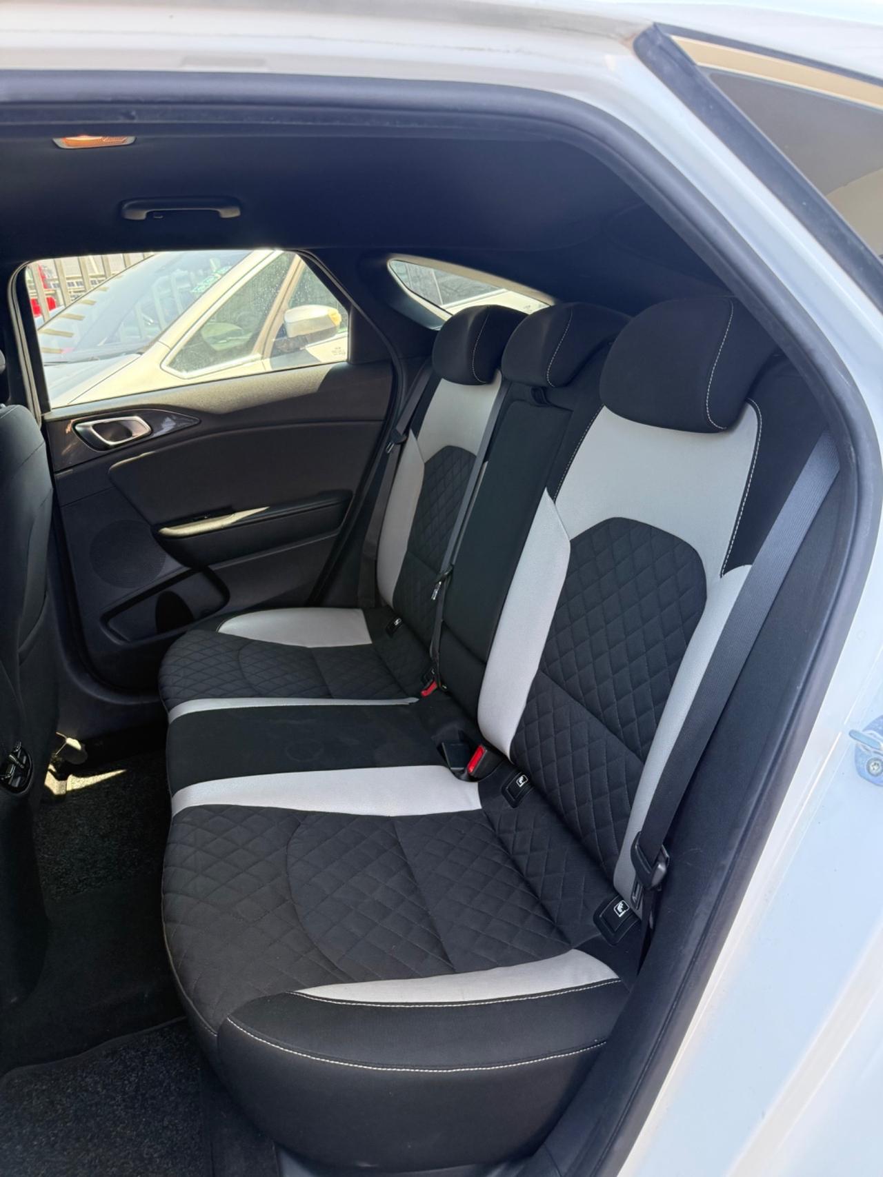 Kia ProCeed 1.6 CRDI DCT GT Line