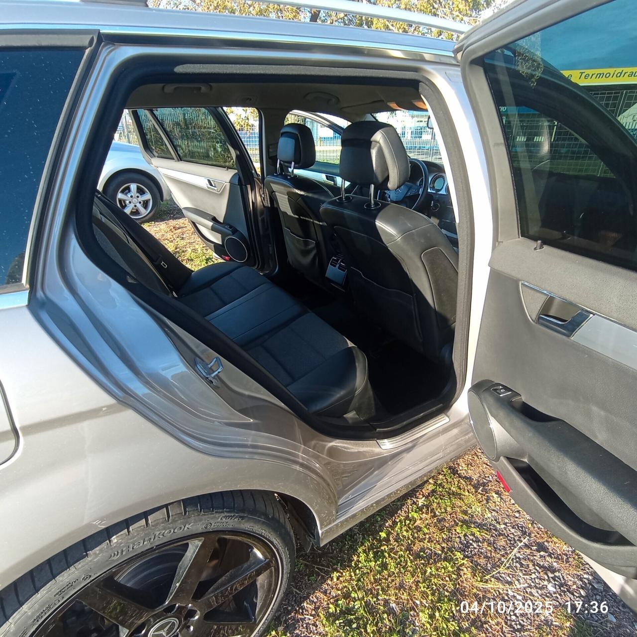 Mercedes-benz C 220 CDI BlueEFFICIENCY Avantgarde