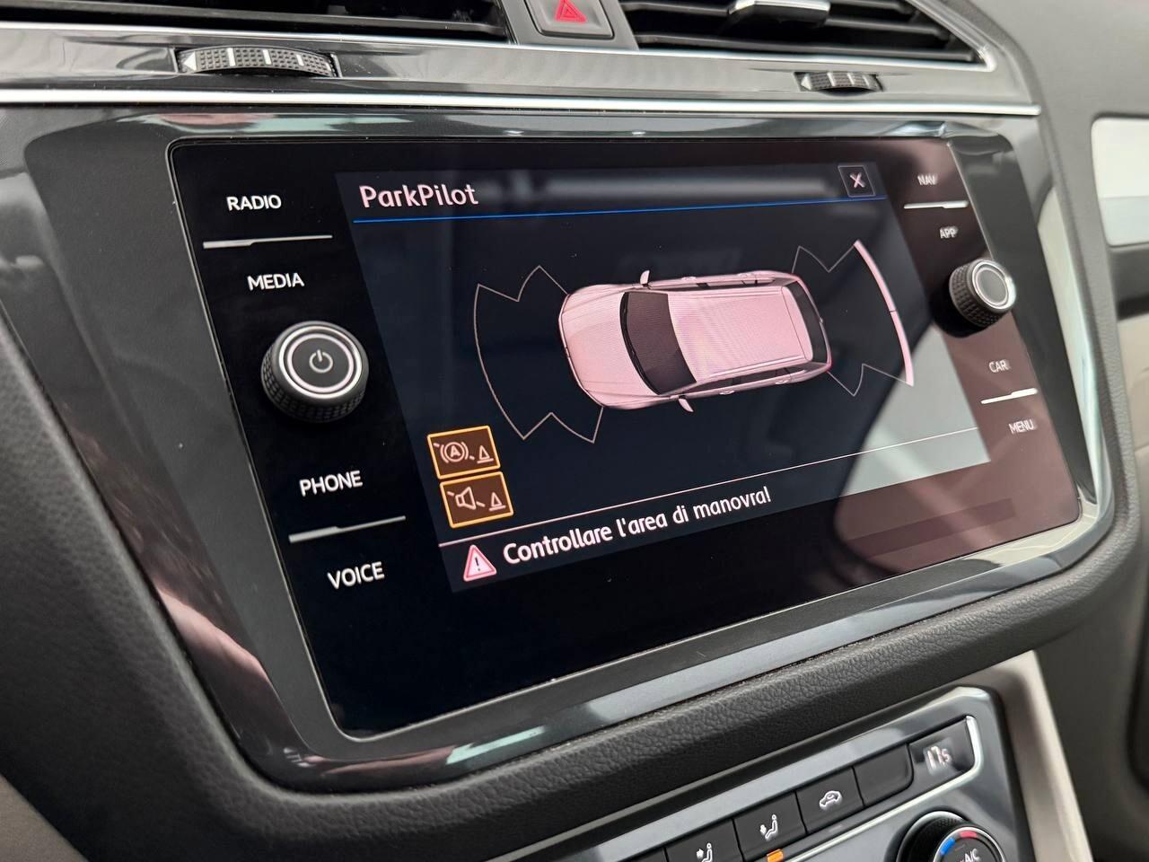 Tiguan 2.0 TDI SCR DSG Business BlueMotion Technology