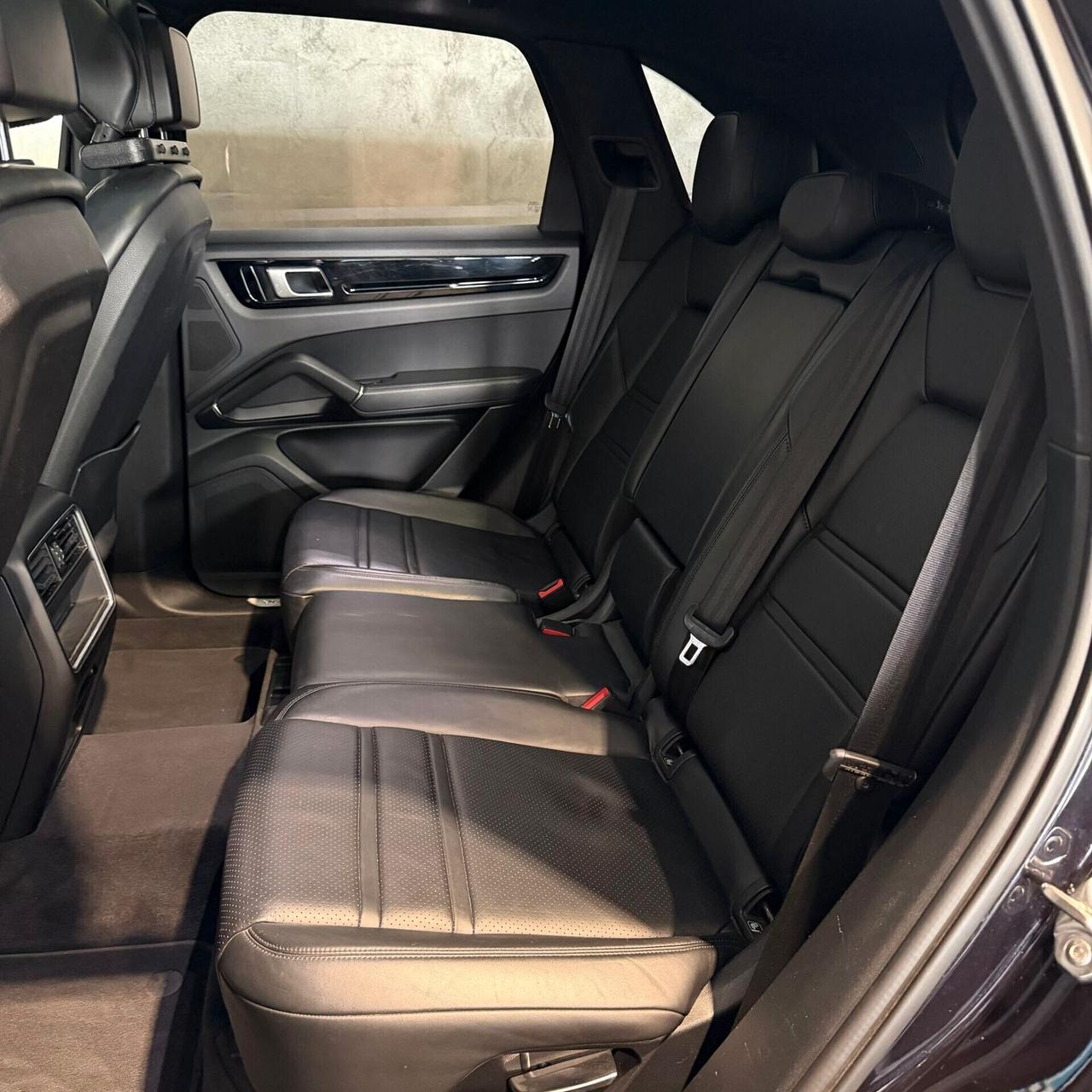 Porsche Cayenne 3.0 V6 BENZINA TIPTRONIC FULL OPTIONALS