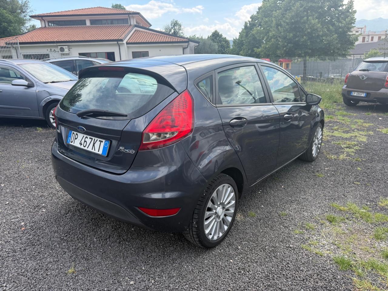 Ford Fiesta Ikon 1.4 TDCi 70CV 5 porte