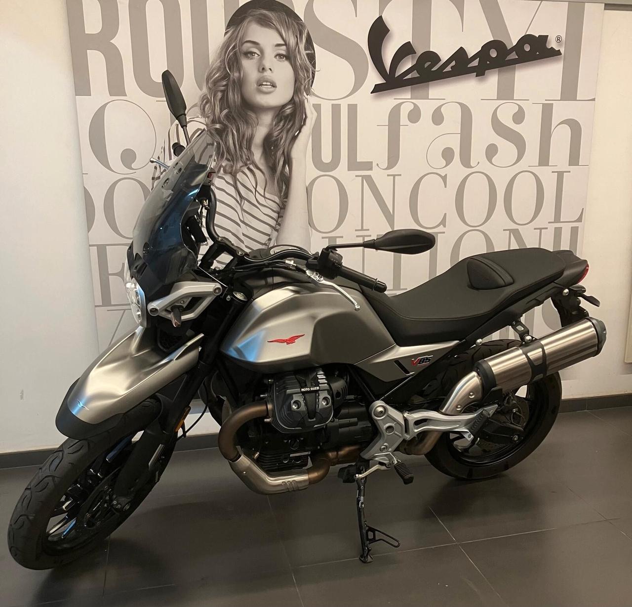 Moto Guzzi V 85 STRADA