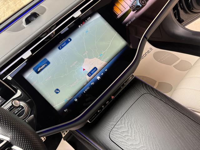 MERCEDES-BENZ E 300 de hybrid EQ 4Matic AMG Line Premium.