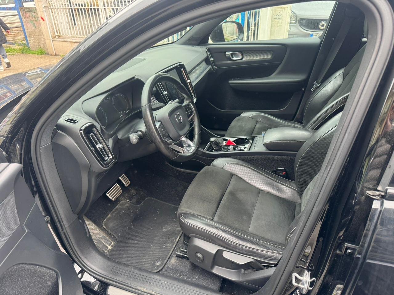 Volvo XC40 D4 AWD Geartronic R-design