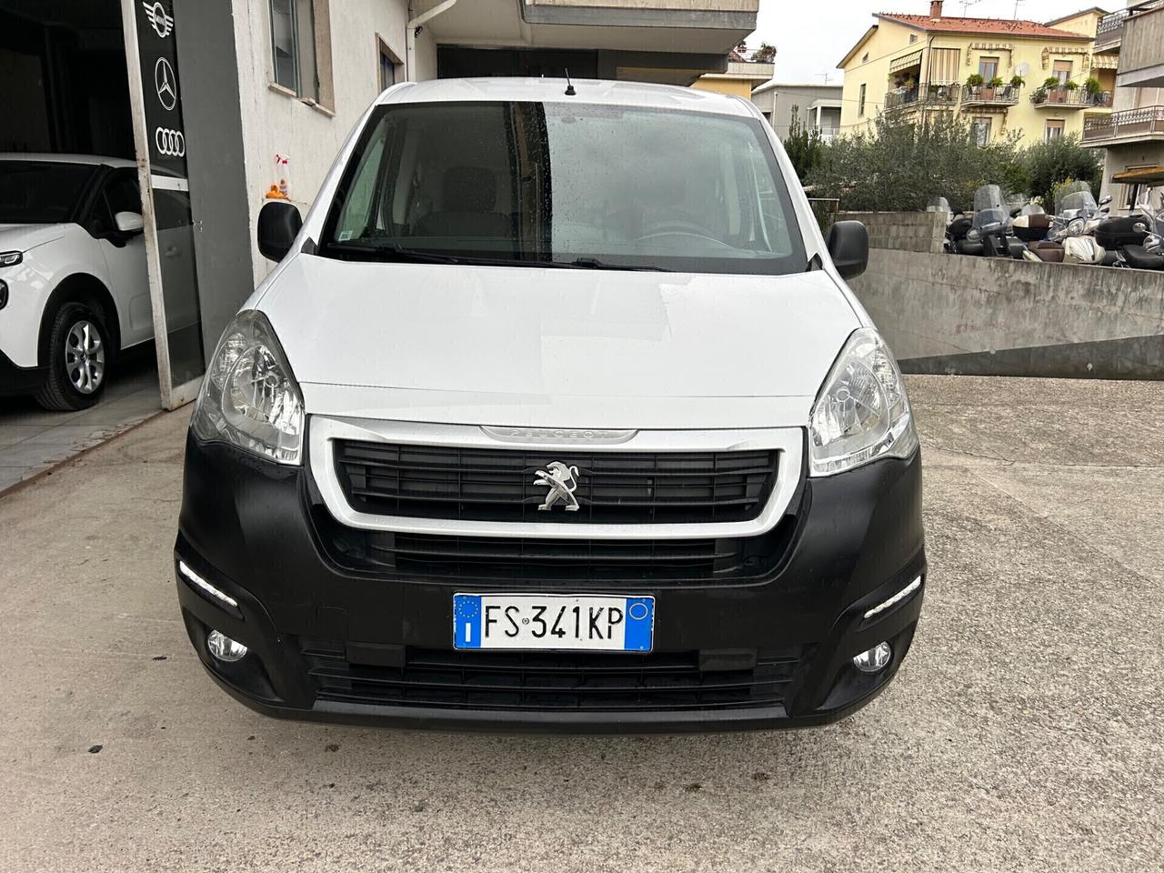 Peugeot PARTNER 1.6 HDI 3 POSTI “ COME NUOVO”