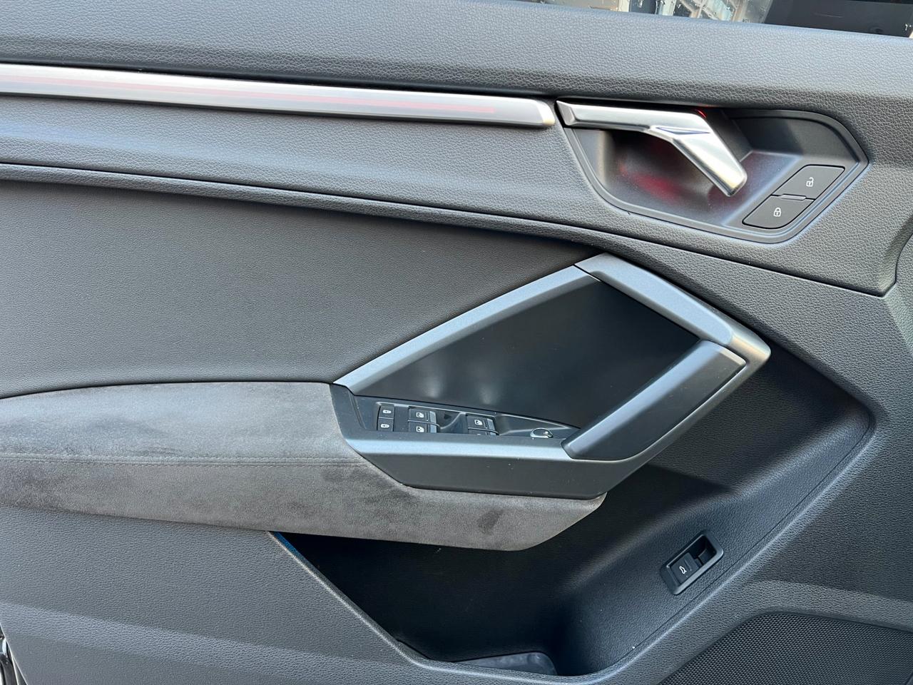 Audi RSQ3 SPORTBACK QUATTRO 2.5 400CV/TETTO/R"21/ BLACK EDITION