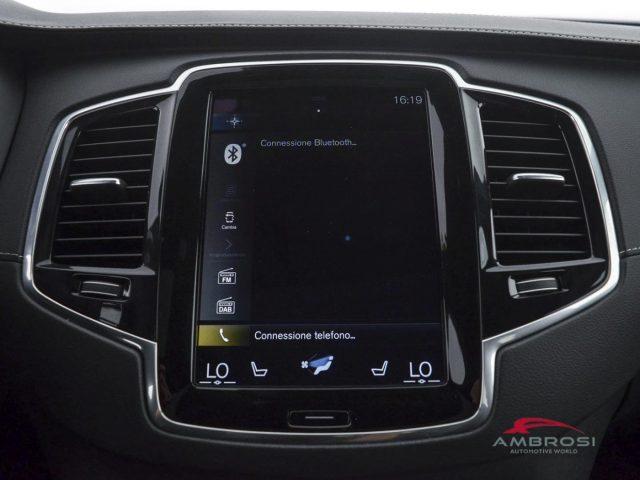 VOLVO XC90 B5 AWD Geartronic R-design