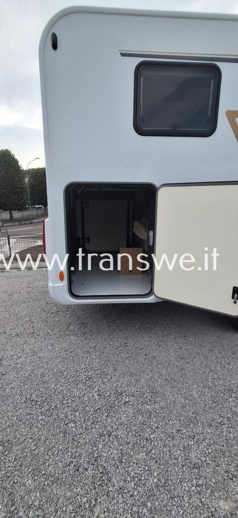 Bürstner B66 732TD Letto centrale nautico con cambio automatico