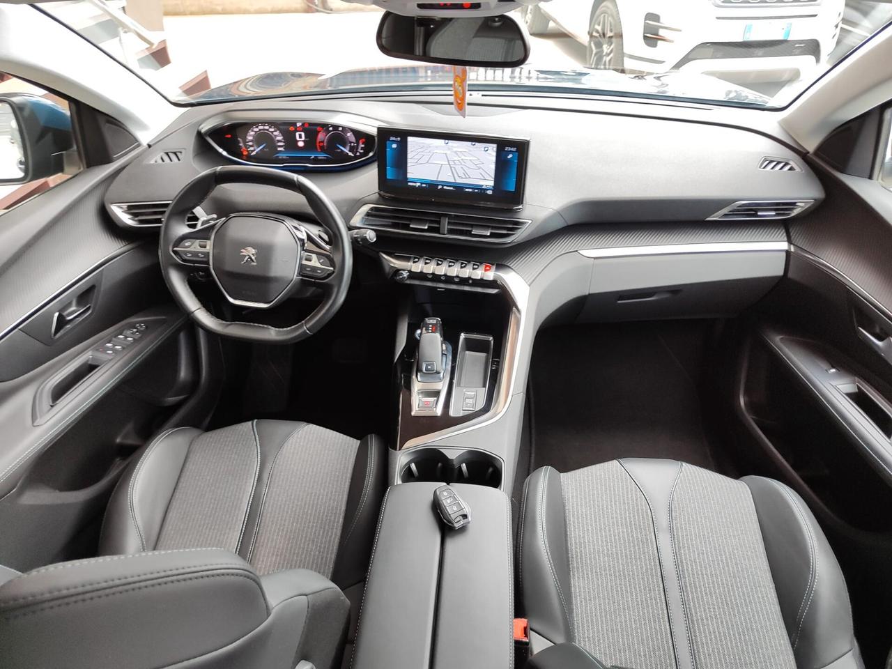 Peugeot 3008 BlueHDi 130 S&S EAT8 Allure