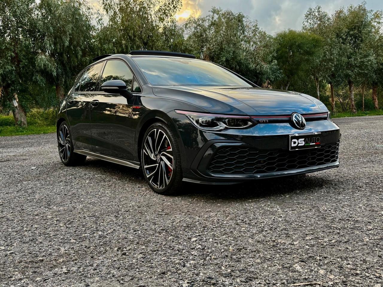 Volkswagen Golf GTI 2.0 TSI DSG