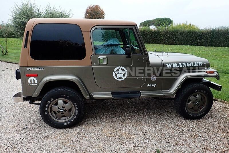 Jeep Wrangler 2.5 BENZINA | 1988 | 117 CV |ASI | Cabrio + accessori | 2 Treni Gomme