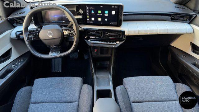 RENAULT R 4 RENAULT 4 E-TECH ELECTRIC evolution 150 cv comfort