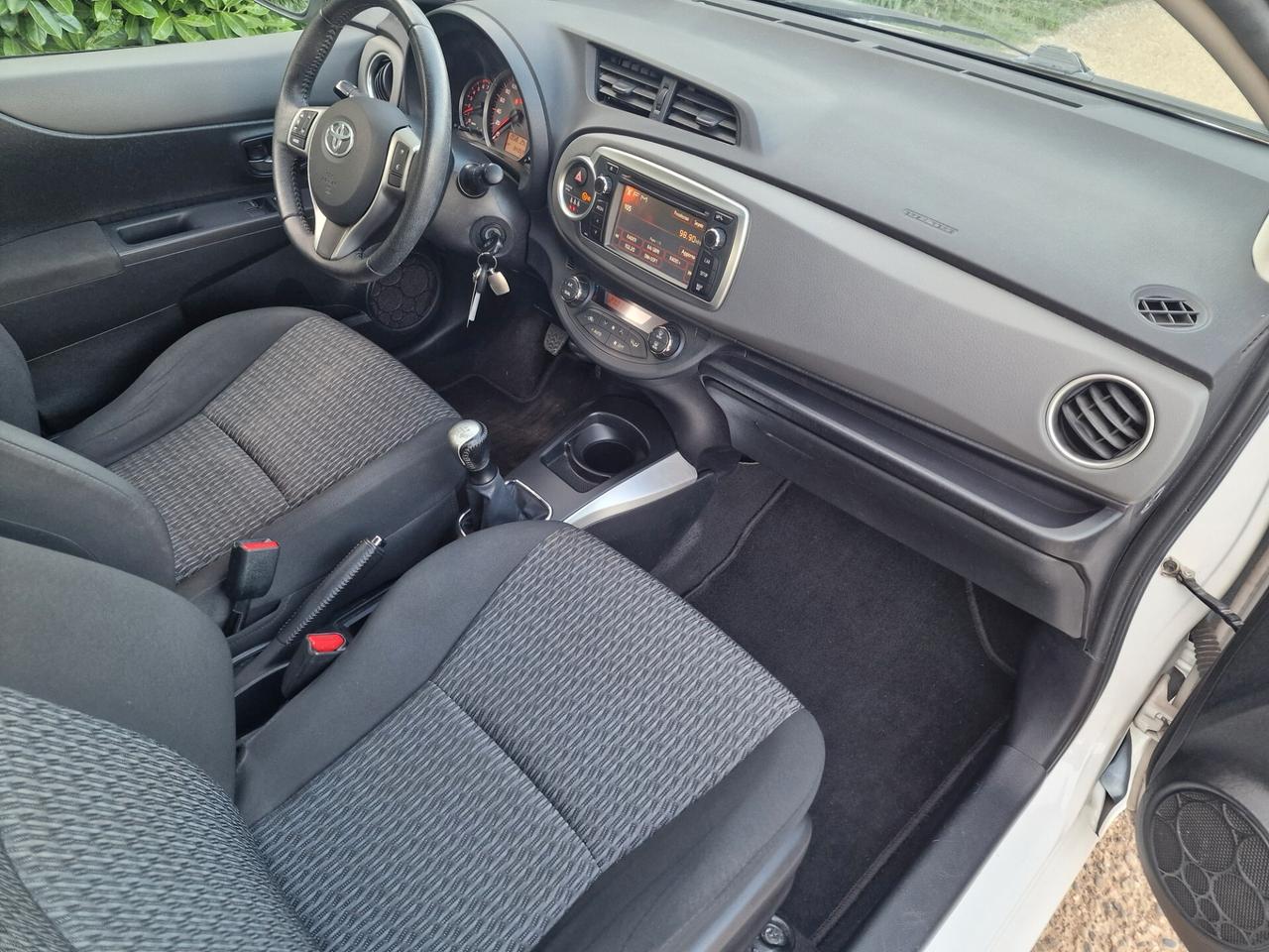 Toyota Yaris 1.0 5p 84000km