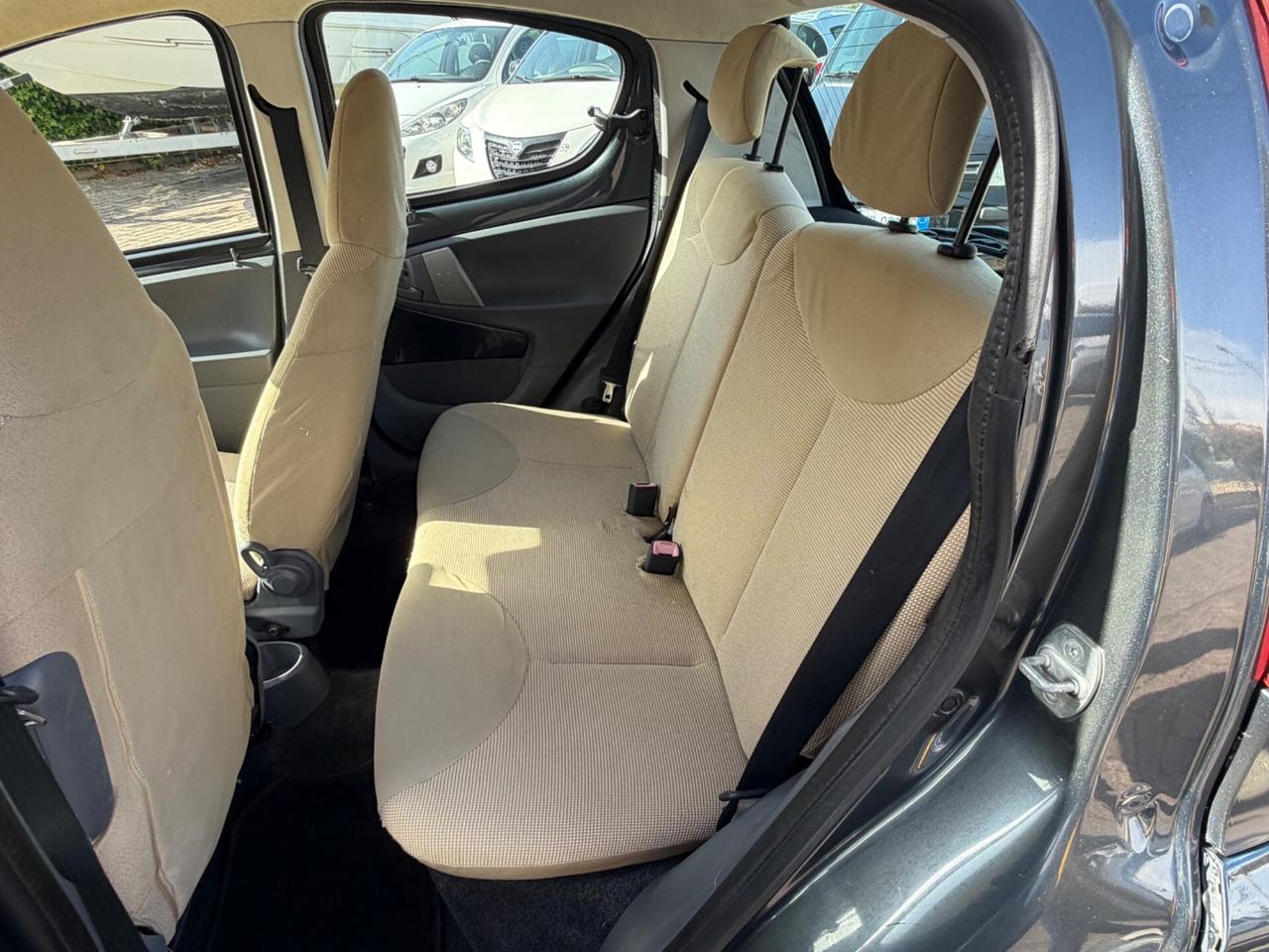 Peugeot 107 1.0 68CV 3p. Sweet Years