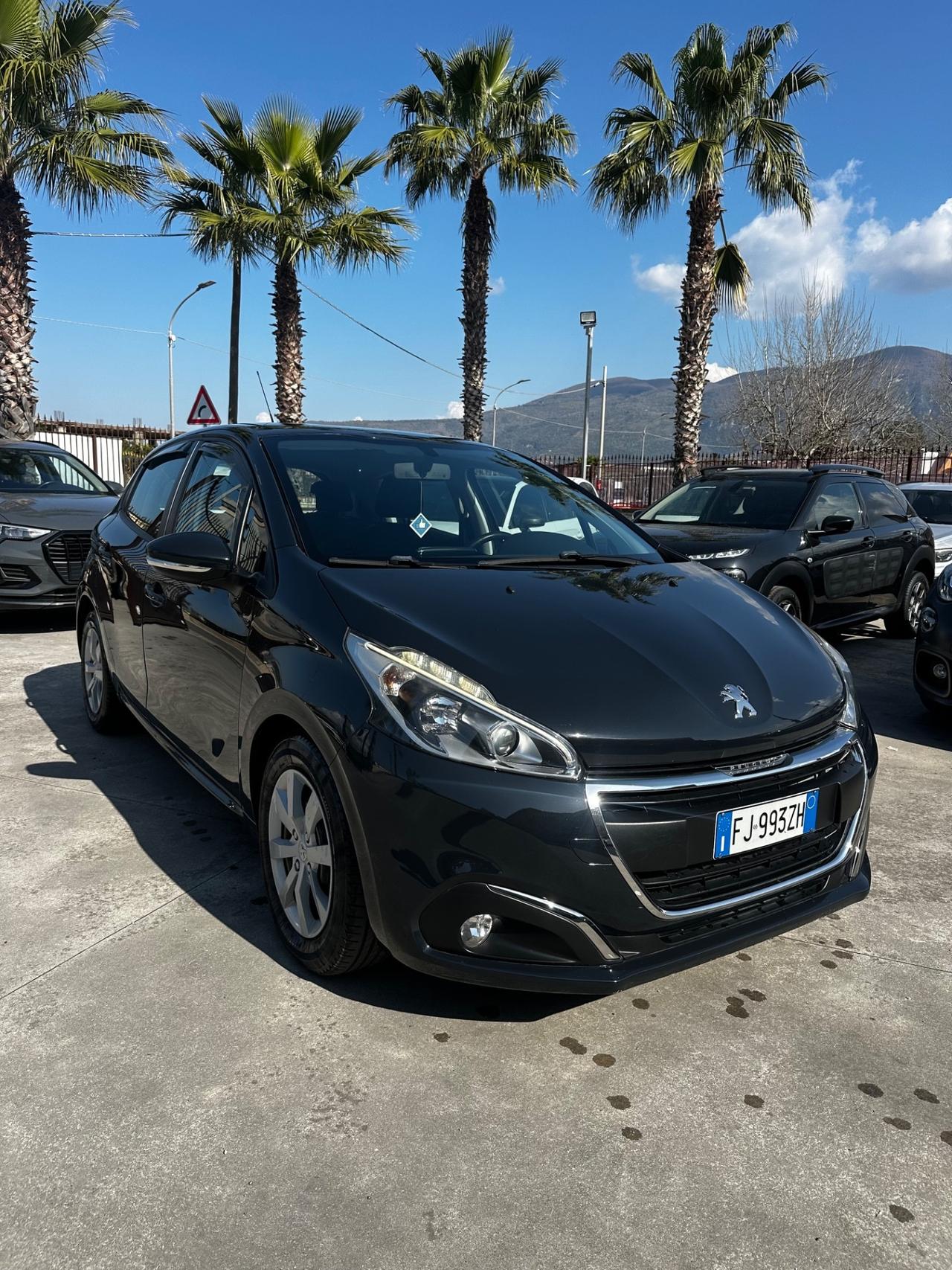 Peugeot 208 BlueHDi 75 5 porte Allure