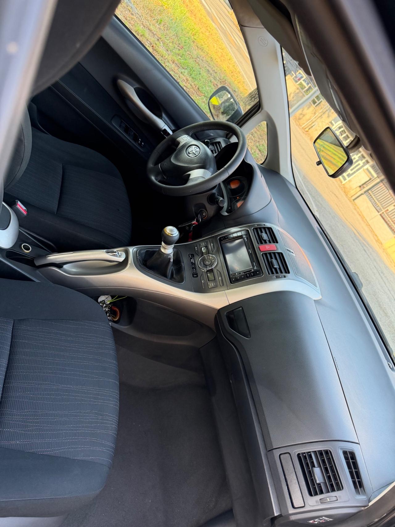 Toyota Auris 1.4 D-4D 5 porte