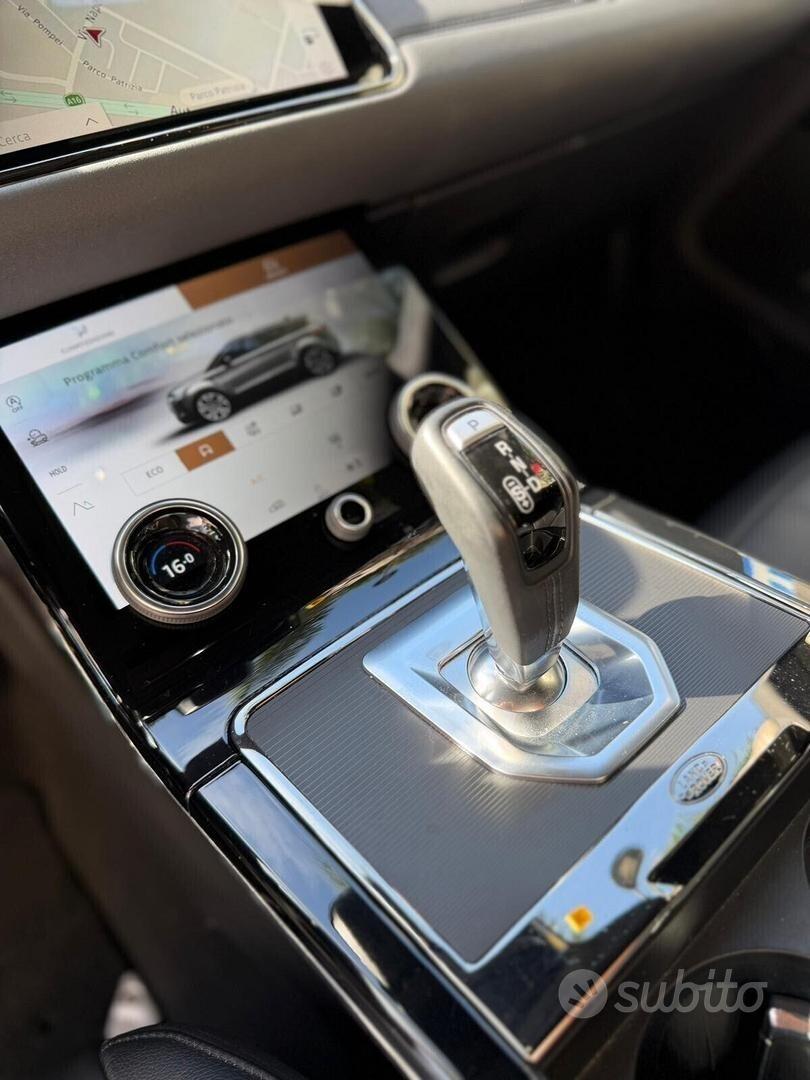 RANGE ROVER EVOQUE 163 CV MILD-HYBRID R-DYNAMIC