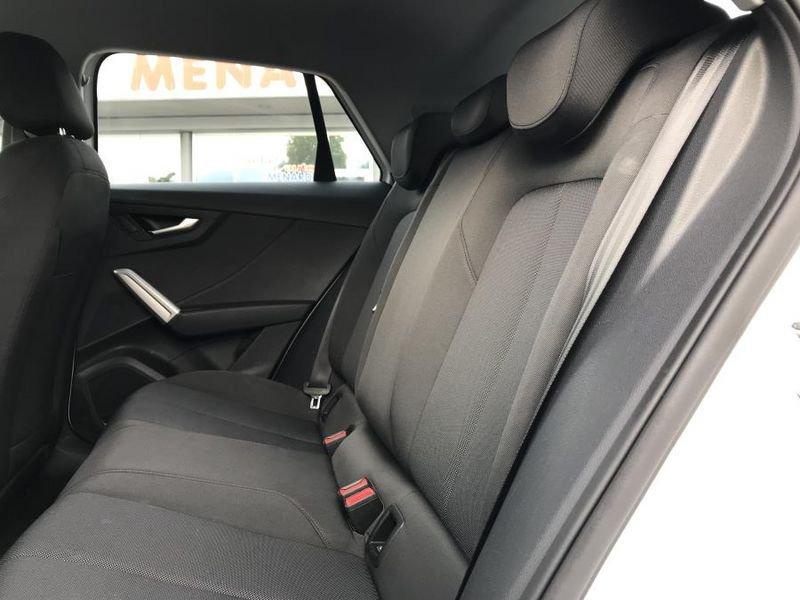 Audi Q2 35 TFSI S-Tronic Business Advanced NAVI+FULL LED+CAMERA