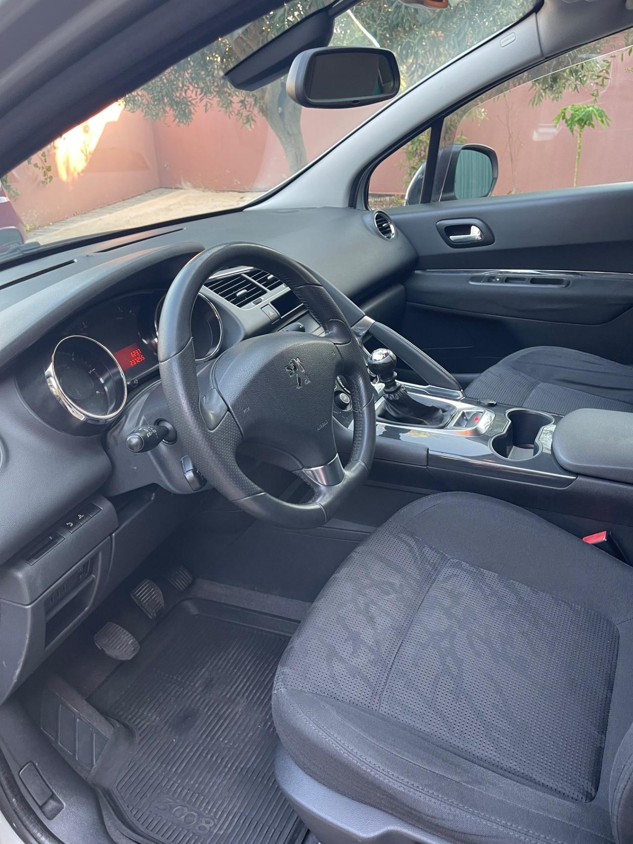 Peugeot 3008 1.6 HDi 112CV Business