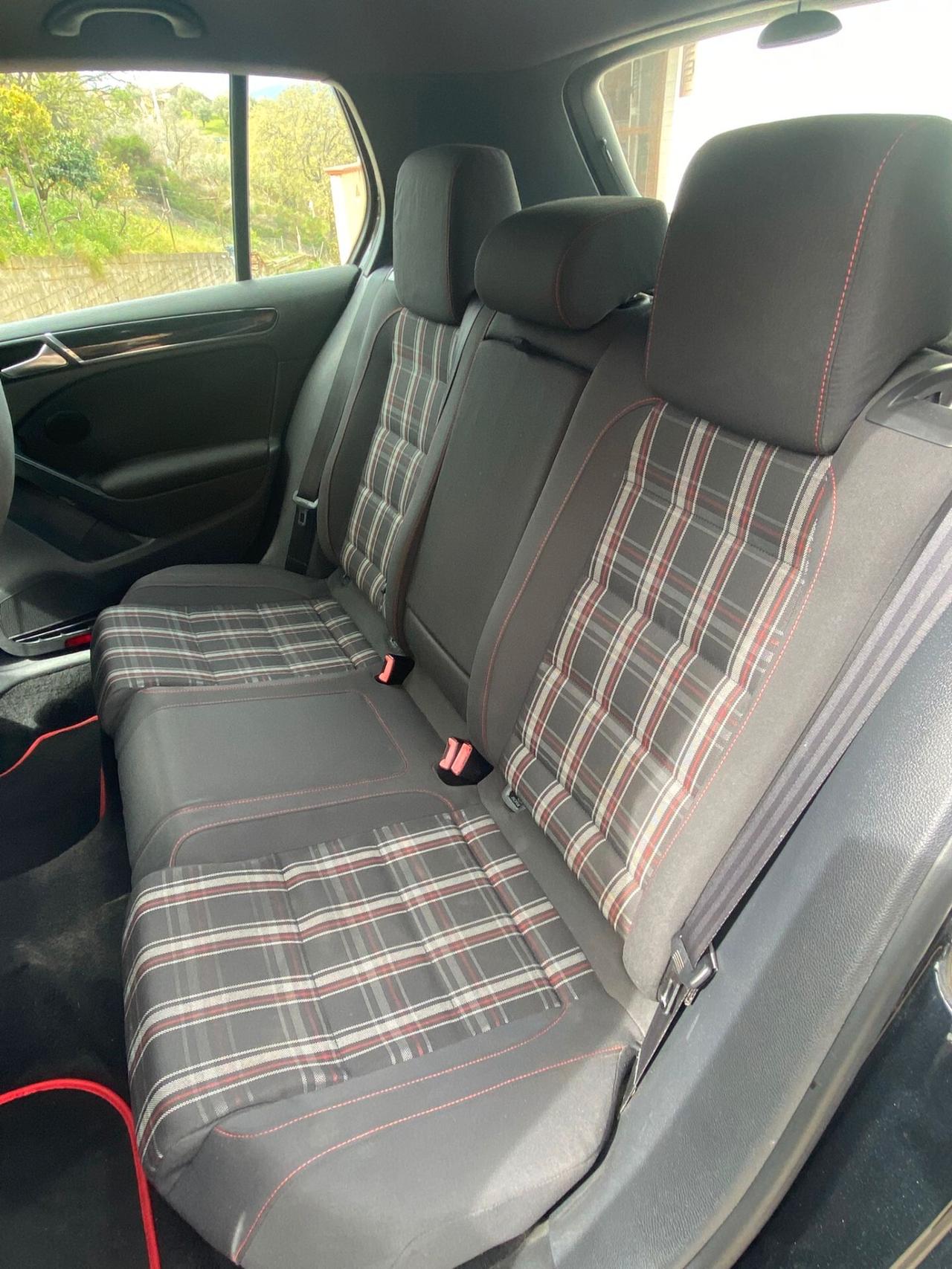 Volkswagen Golf 2.0 TSI 5p. GTI