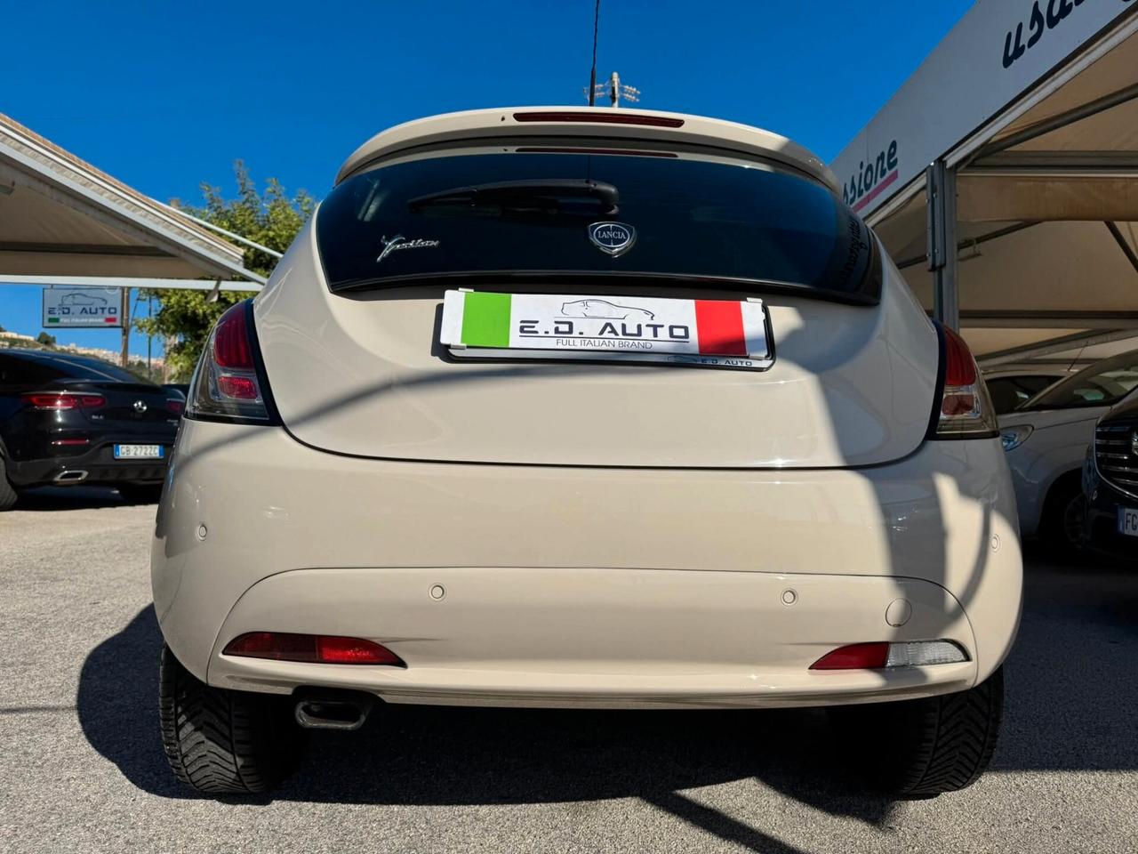 LANCIA YPSILON 1.2 BENZINA E GPL ECOCHIC UNICO PROPRIETARIO