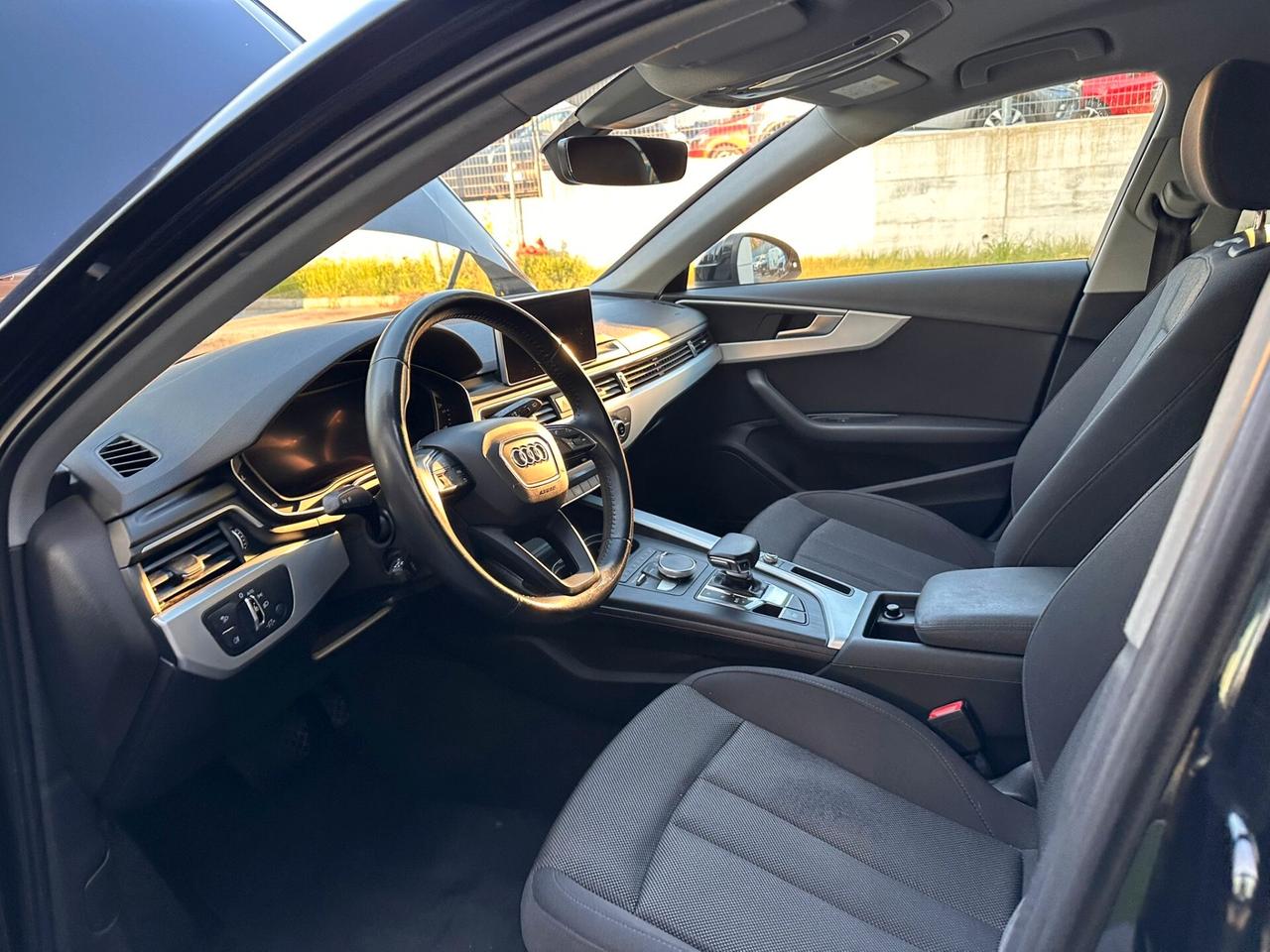 Audi A4 2.0 TDI 150 CV ultra Business Sport