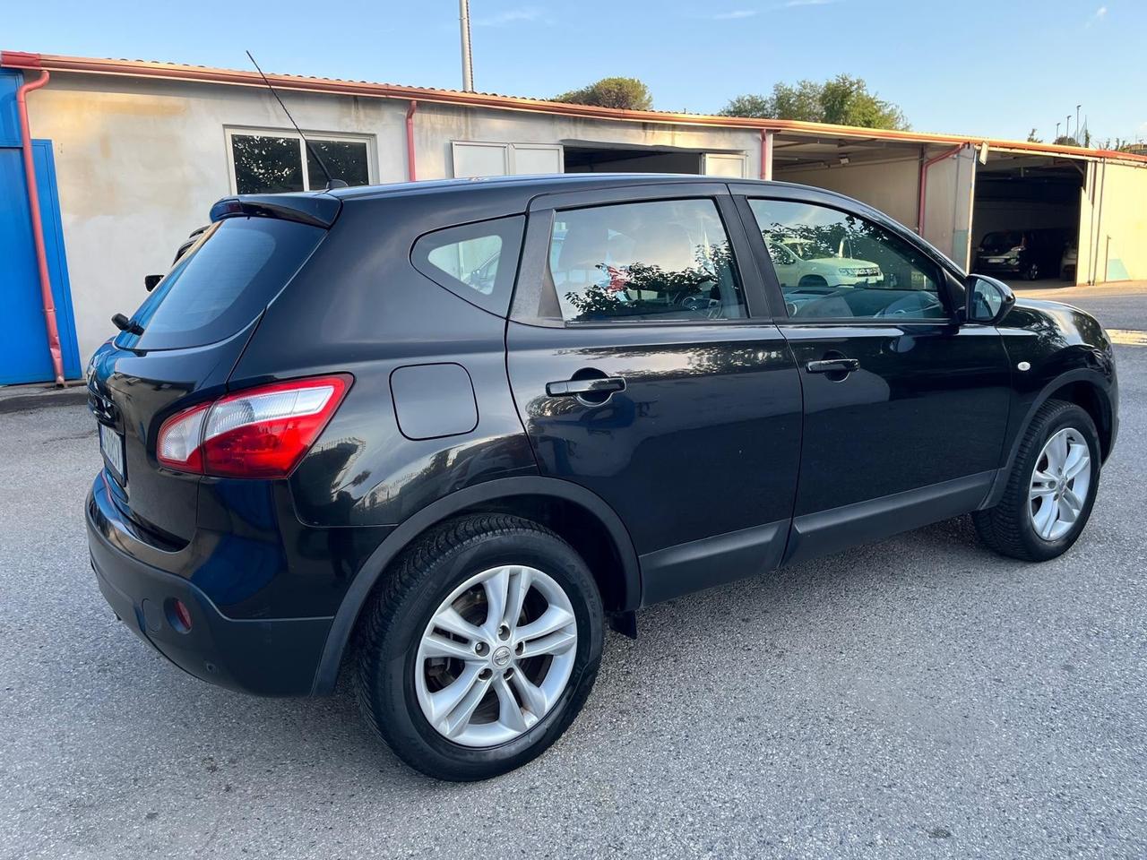 Nissan Qashqai 1600 gpl - full- 11/2010