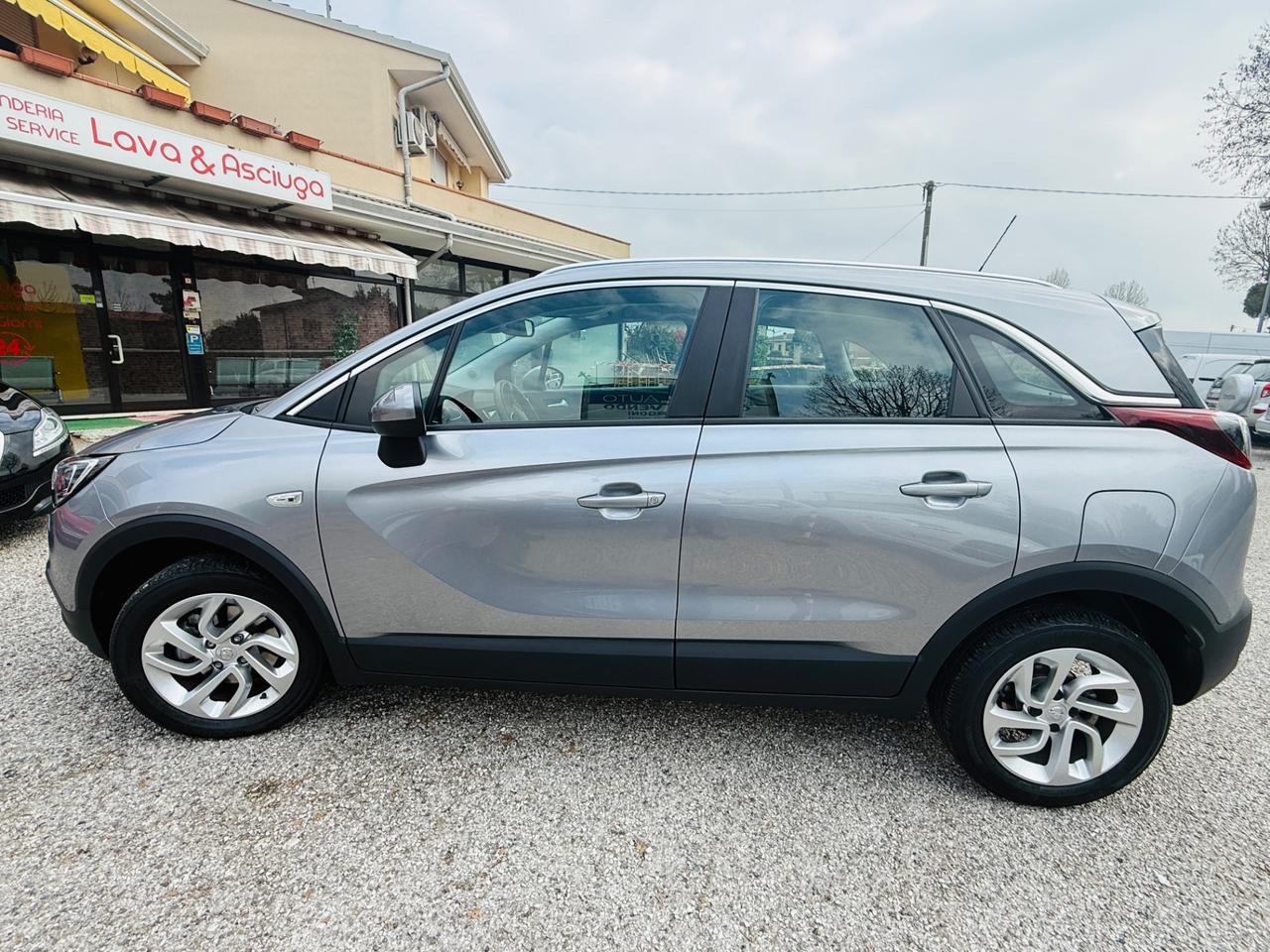 Opel Crossland X 1.2 Turbo Innovation 11.000km!!!