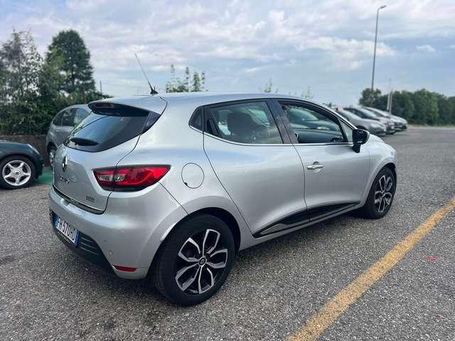 Renault Clio Clio 1.2 16v Intens 75cv