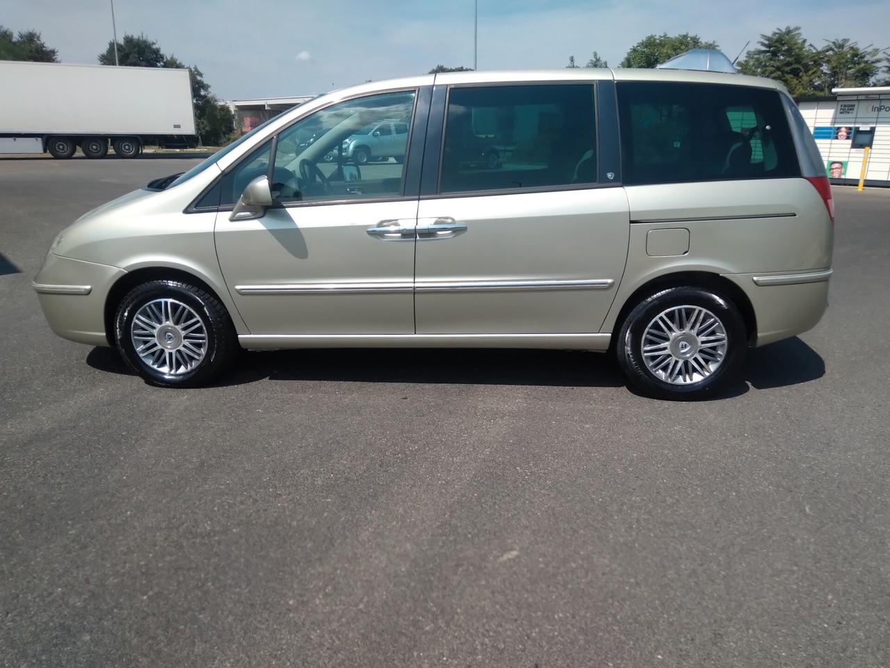 Lancia Phedra 2.0 MJT 136 CV Oro Plus cambio manuale 6marce
