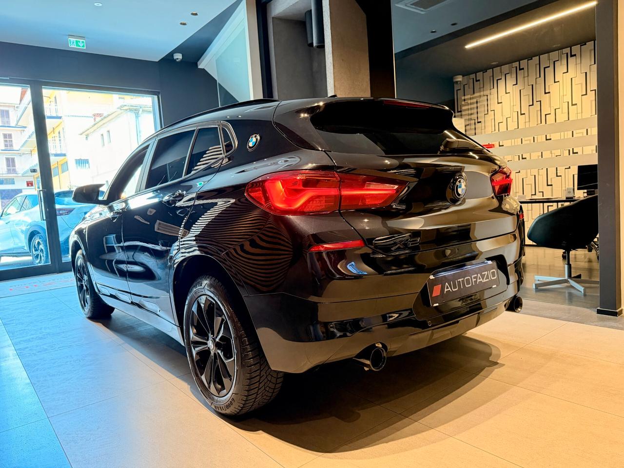Bmw X2 sDrive18d Business-X
