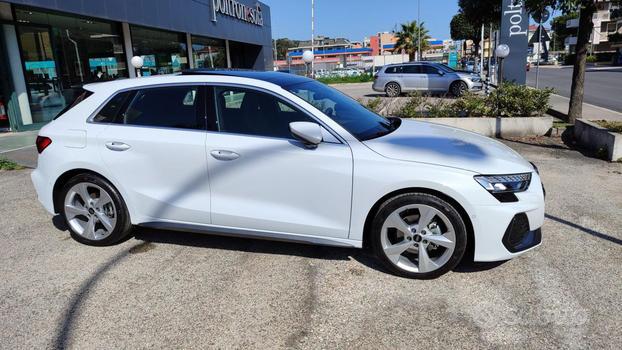 AUDI A3 Sportback 35 tdi S line s-tronic NUOVO