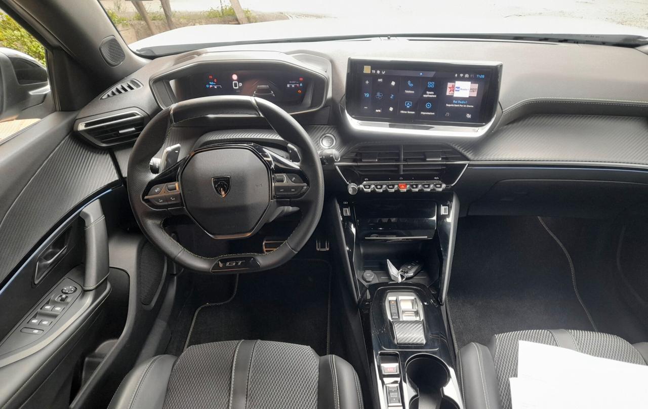 Peugeot 2008 BlueHDi 130 S&S EAT8 GT