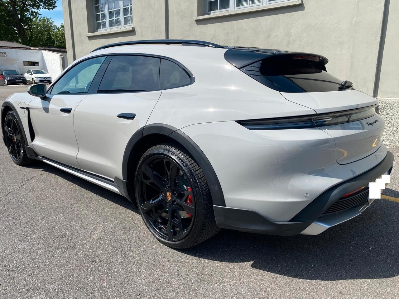 Porsche Taycan 4S Cross Turismo Ultimo Modello