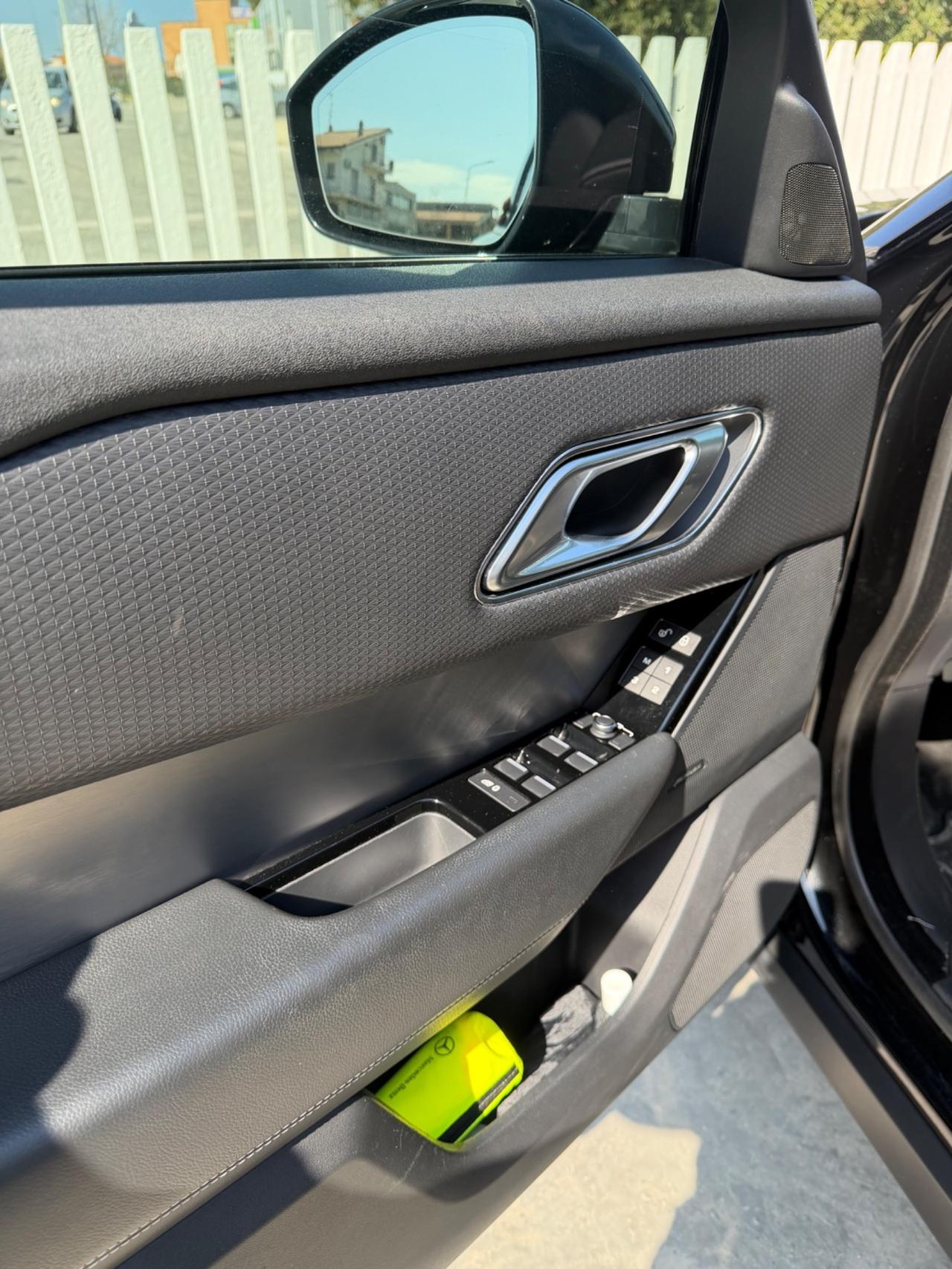 Land Rover Range Velar 2.0D I4 240 CV R-Dynamic