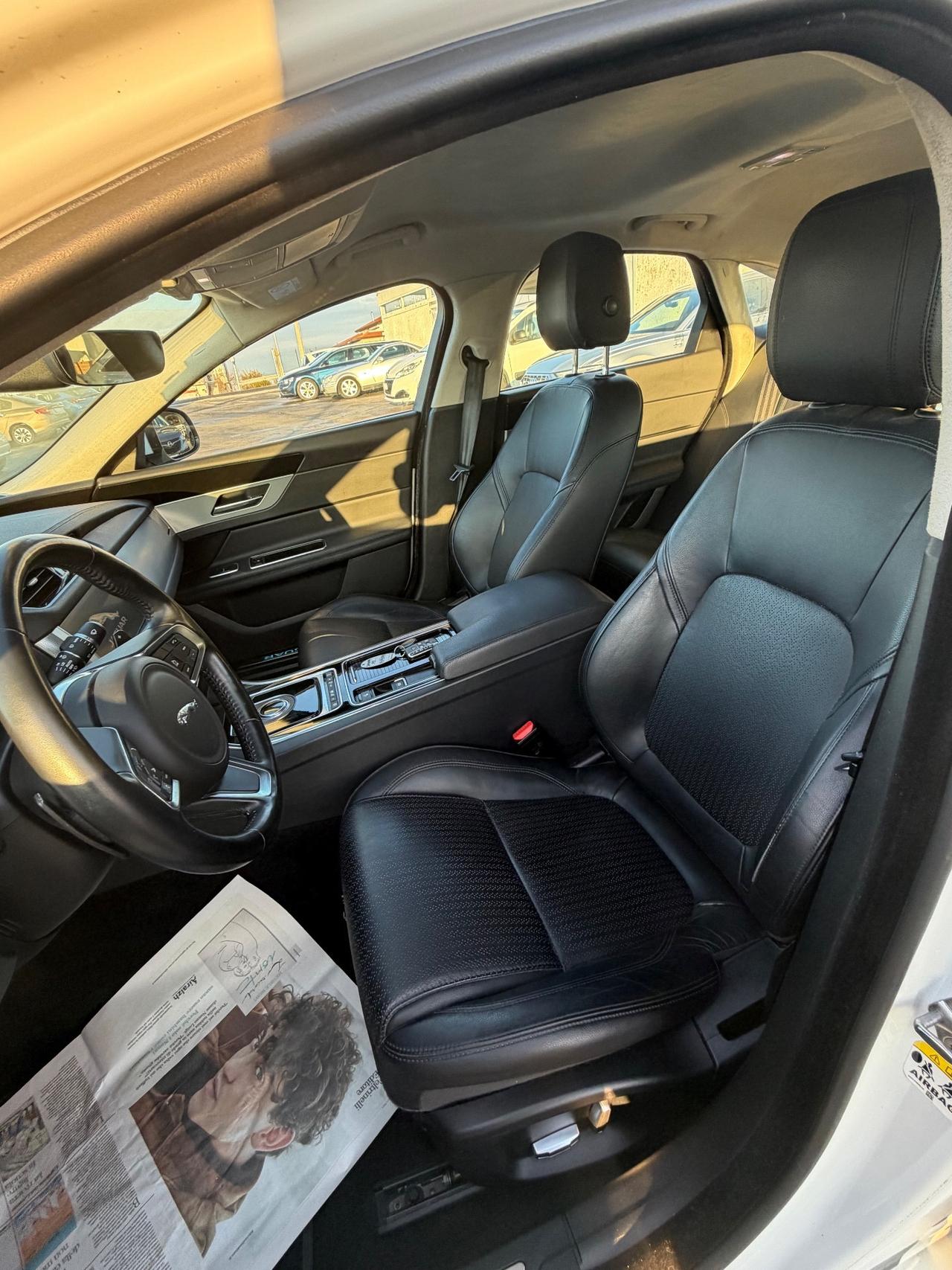 Jaguar XF 2.0 D 180 CV AWD aut. Prestige Business Edition