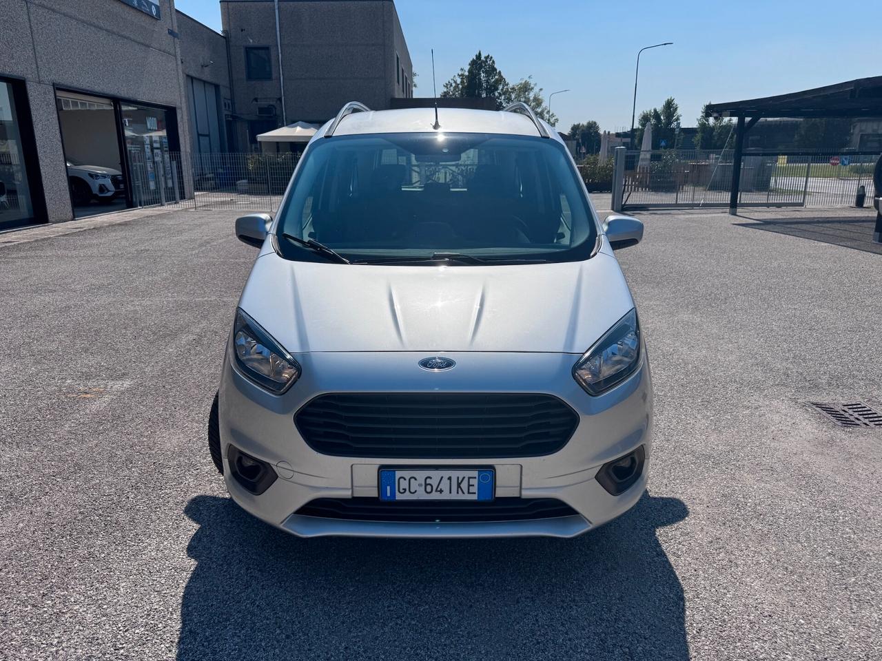 Ford Tourneo Courier 1.5 TDCI 100 CV S&S Plus