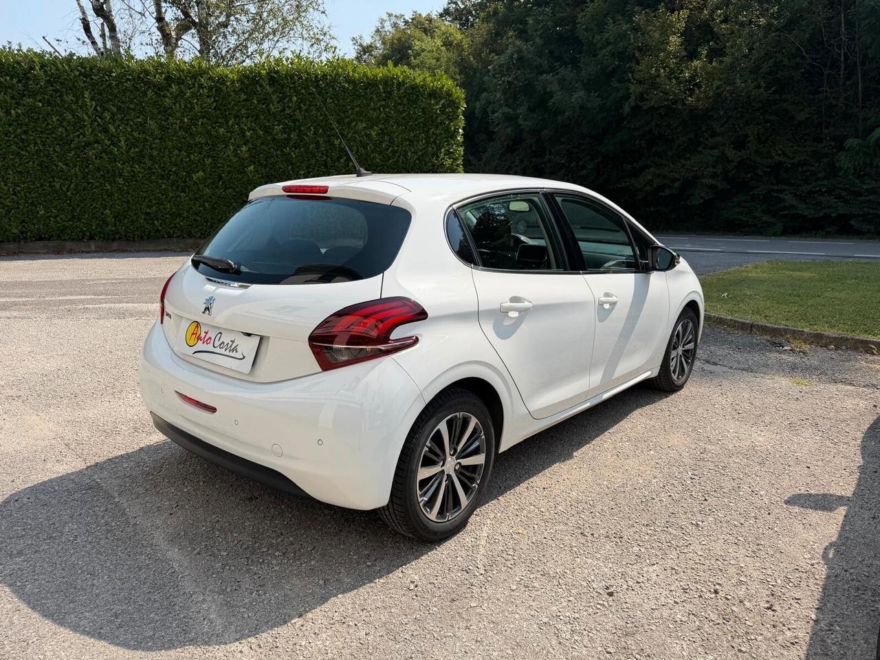 Peugeot 208 1.2 82 5 porte Allure