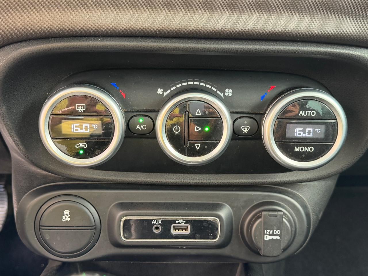 Fiat 500L LOUNGE con tetto panoramico