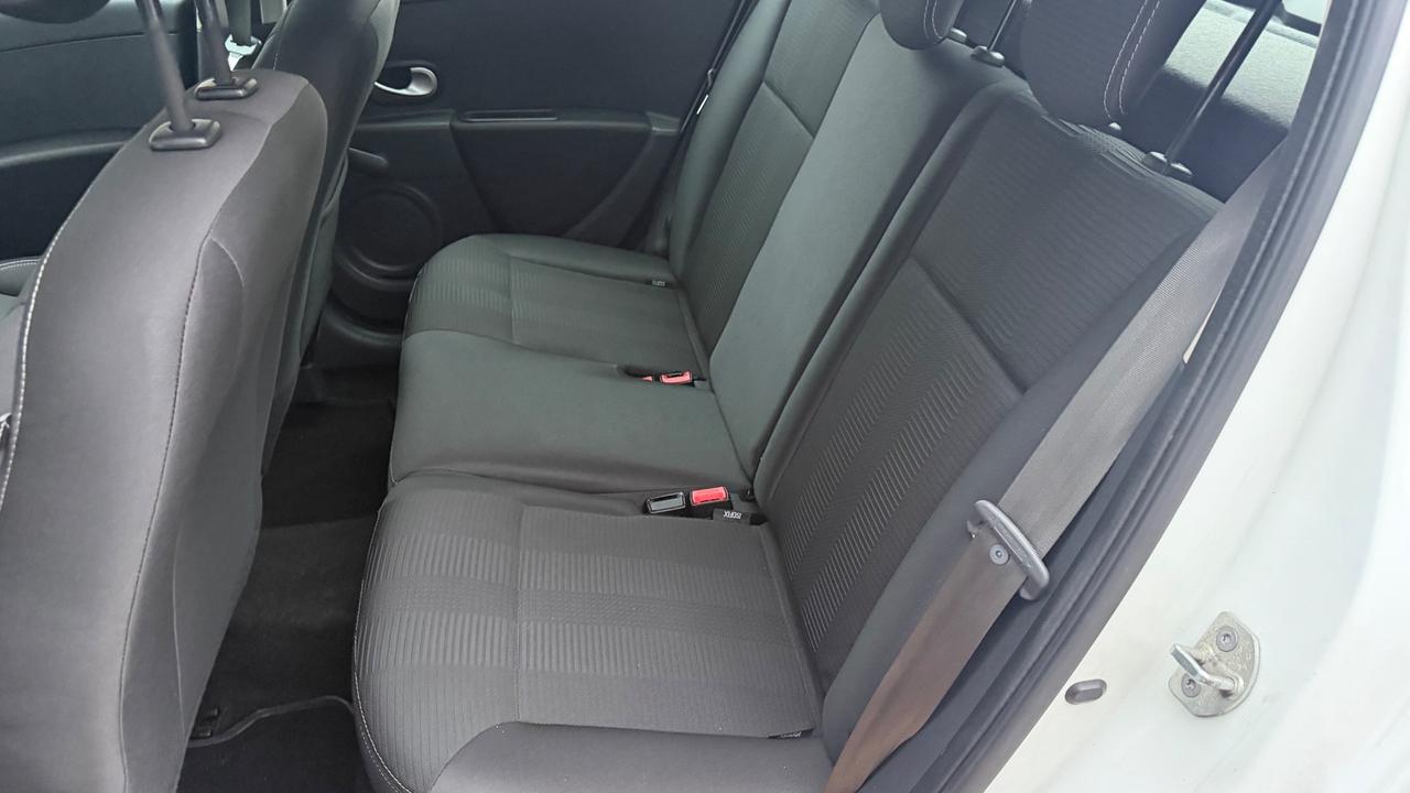 Renault Clio 1.2 16V 5 porte Dynamique