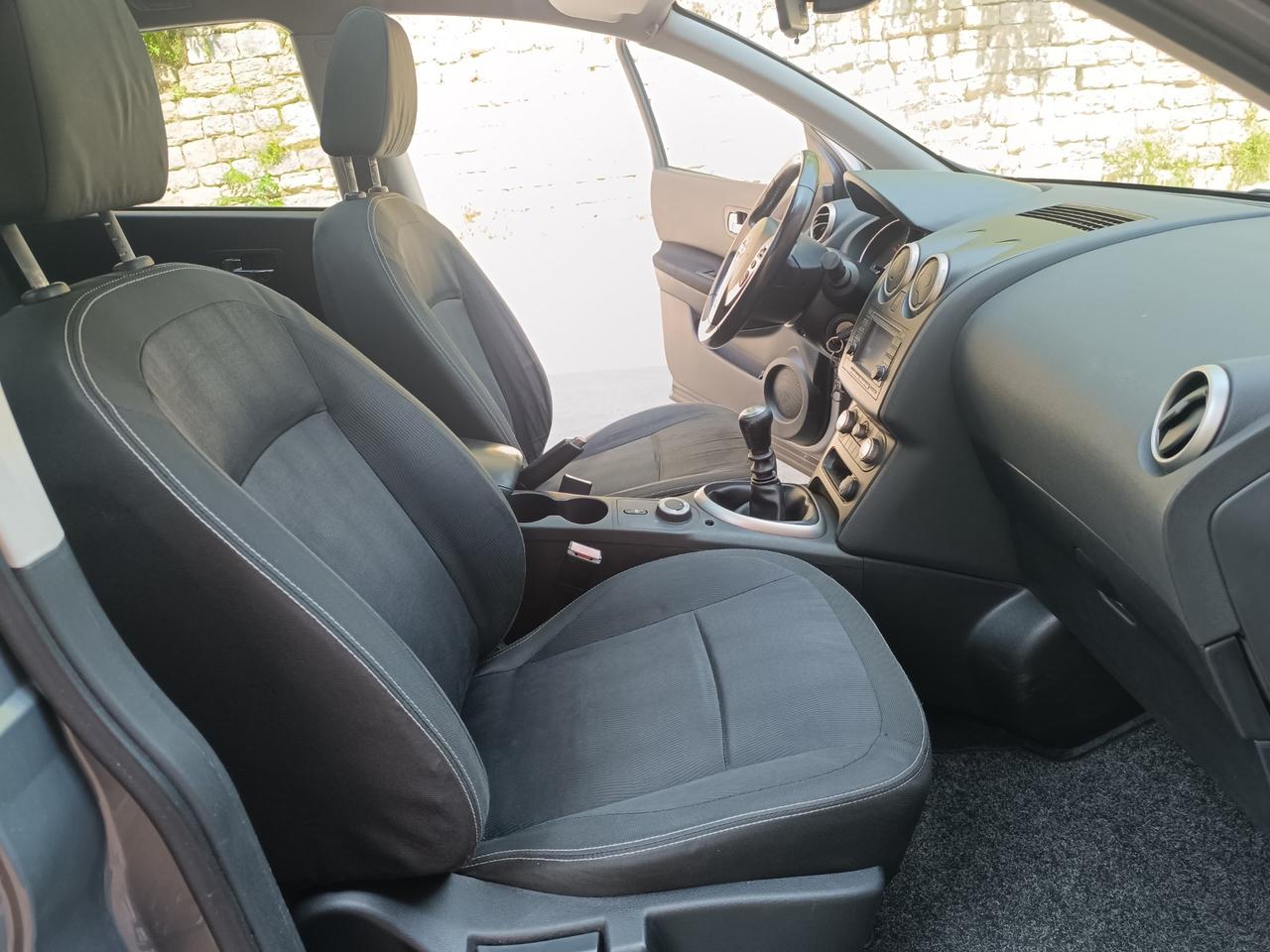 Nissan Qashqai 2.0 dCi DPF Tekna 4x4