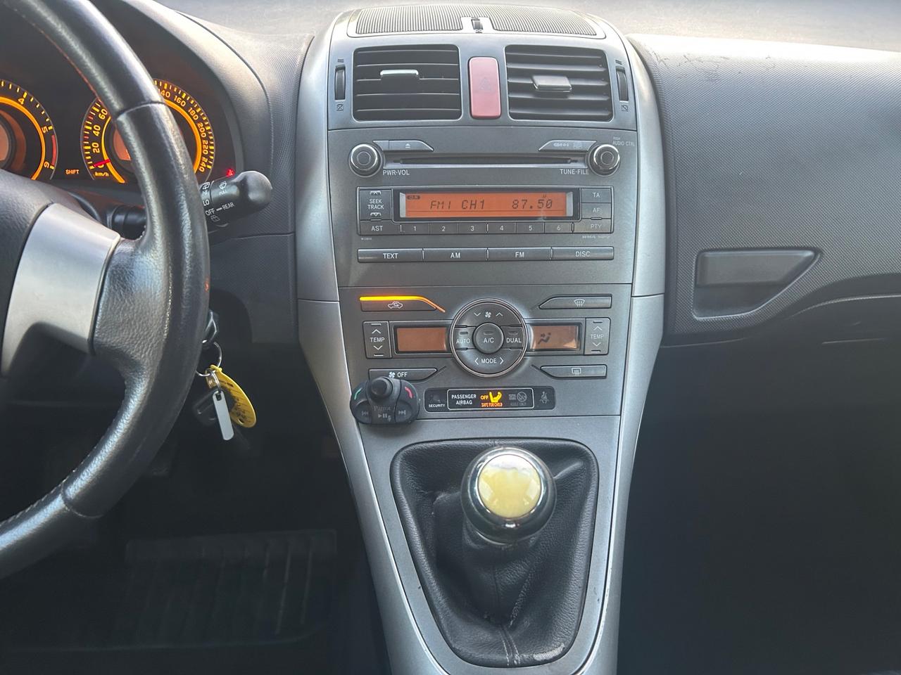 Toyota Auris 2.0 D-4D 136000km