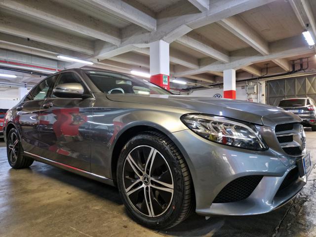 MERCEDES-BENZ C 180 DIESEL SPORT CV.122 RADAR + 17'+ FULL LED