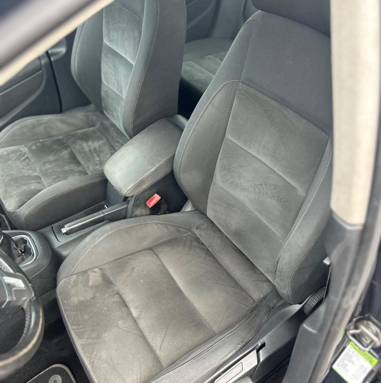 Volkswagen Golf 6 serie 2.0 TDI 140CV 5p. Highline