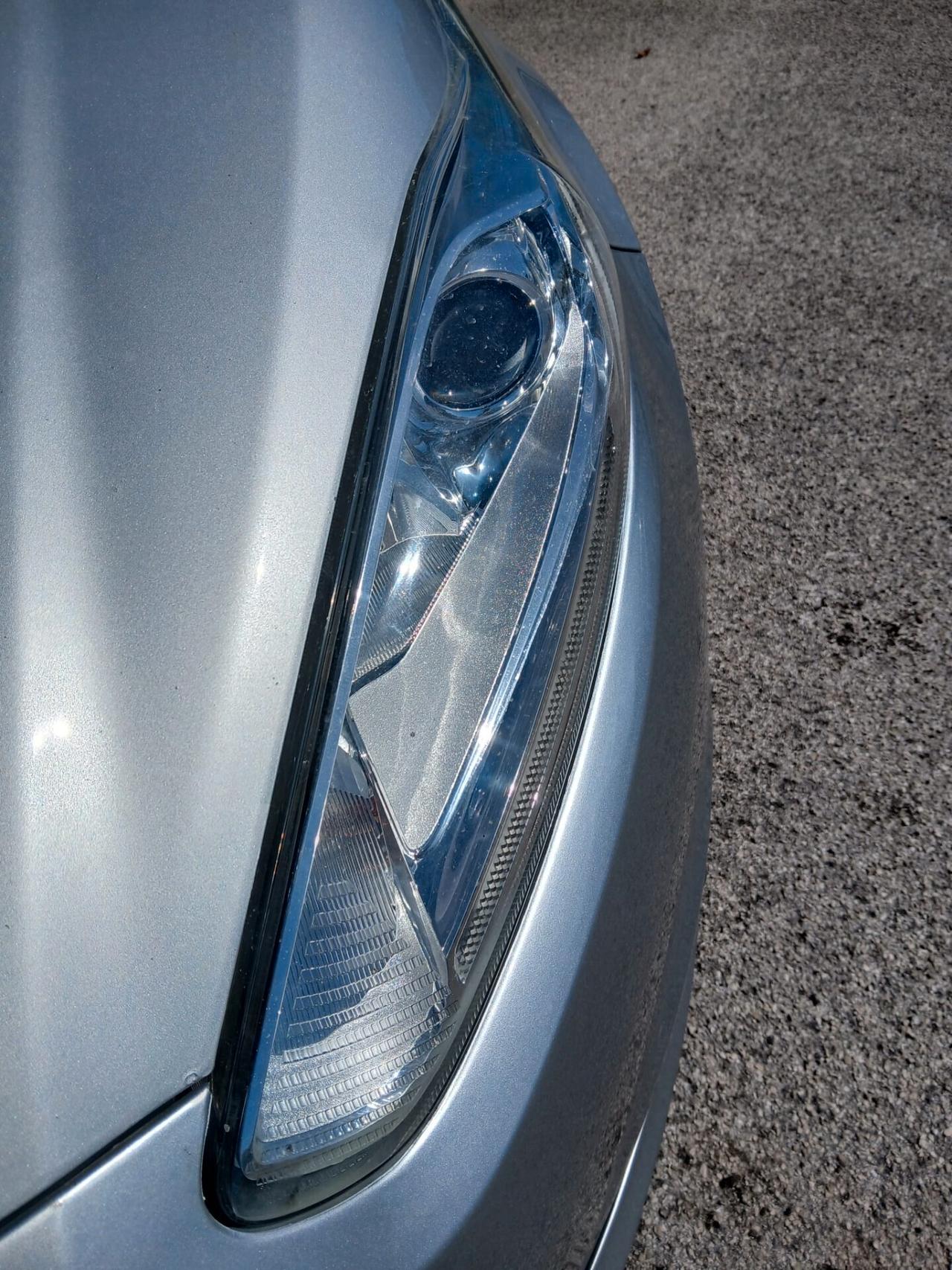 Ford Fiesta 1.4 5 porte Bz.- GPL Black & White Edition