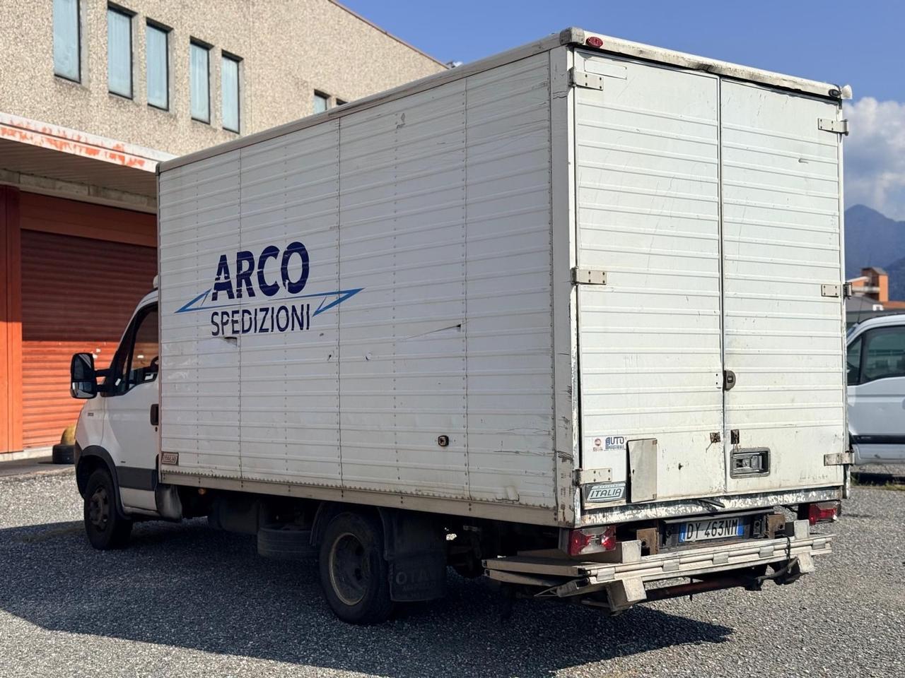 Iveco 35c10