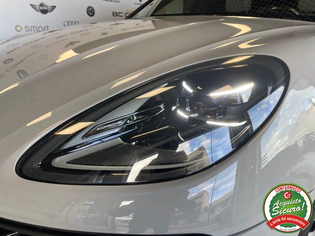 PORSCHE Macan 2.0 265cv *Unico PROPRIETARIO