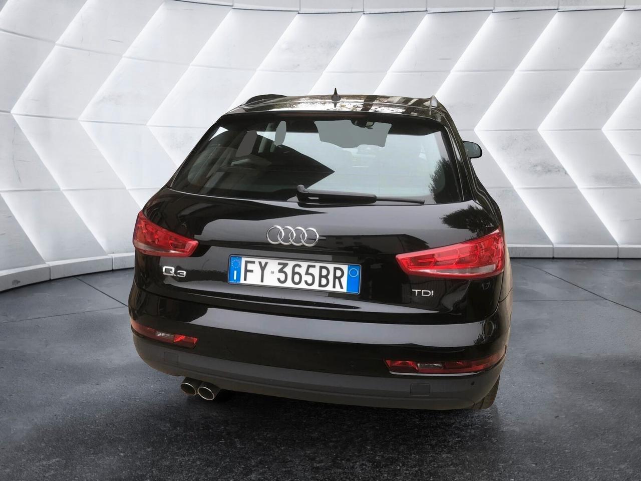 Audi Q3 2.0 TDI 150 CV Business