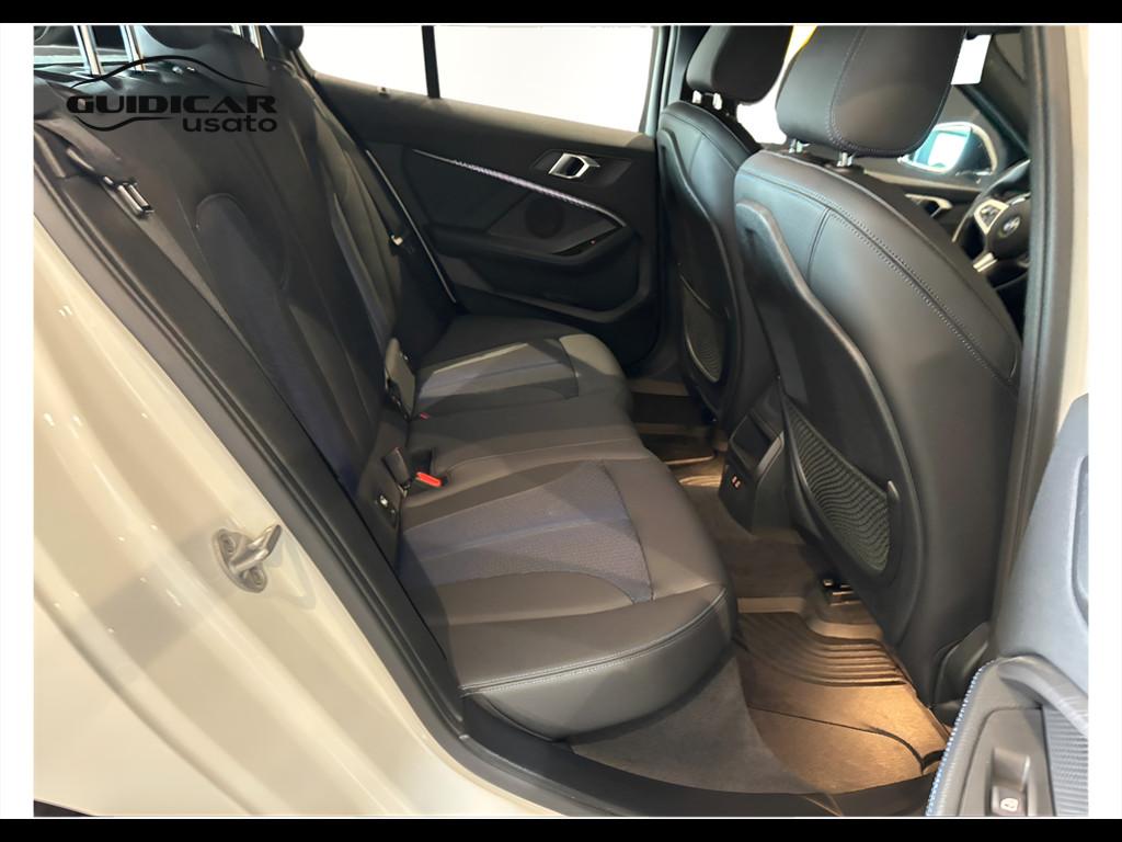 BMW Serie 1 F40 - 120d xdrive Msport auto